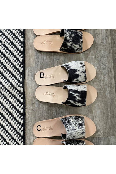 Cowhide Slide - Salt & Pepper
