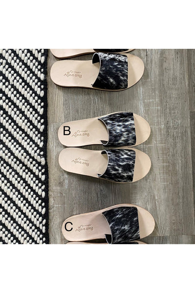 Cowhide Slide - Salt & Pepper