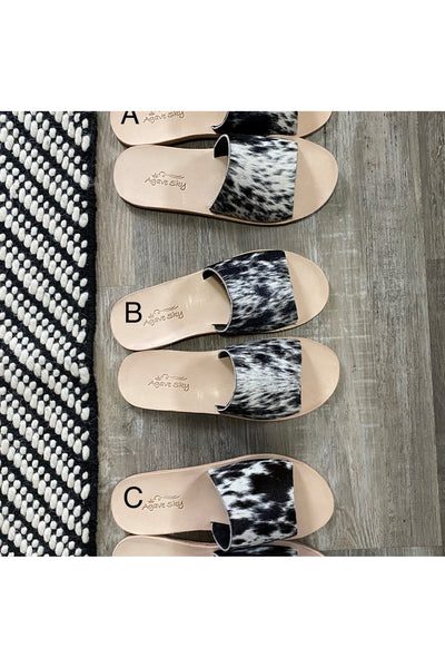 Cowhide Slide - Salt & Pepper